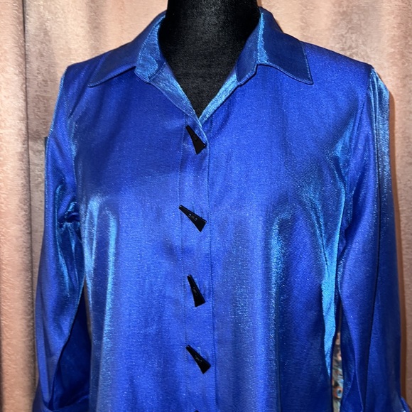 Vintage Multiples Size XS Button Down Top - Picture 2 of 16